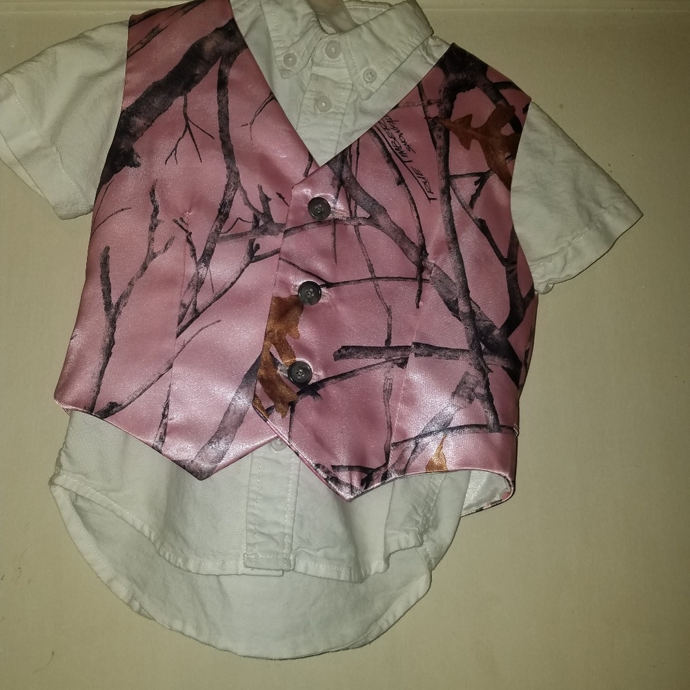 Pink camo vest